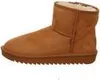 A single brown winter boot is shown against a white background. Produktbild-Vorschau