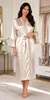 Accappatoio da donna in raso, stile kimono, con dettagli in Anteprima dell’immagine prodotto 4
