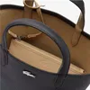 LACOSTE sac à épaule Anna Vertical Shopping Bag Black Warm Voir les images du produit 28