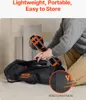 A person is placing a tile suction cup tool into a black storage bag. Voir les images du produit