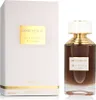 A perfume bottle and its box are displayed against a white background. Voir les images du produit