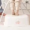 Tabouret marchepied enfant - stable, ne glisse pas, léger - Voir les images du produit 6