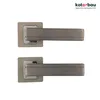 Two identical door handles are shown against a white background, with a brand logo and slogan in the top right corner. Anteprima dell’immagine prodotto