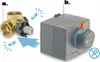 An image showing a brass valve and a gray actuator, with arrows indicating how they connect. Anteprima dell’immagine prodotto