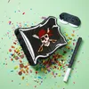 Relaxdays Pinata s pirátskou vlajkou, s tyčou a maskou, Náhľad obrázku produktu 5