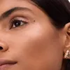 Catrice - Tekutý rozjasňovač More Than Glow - 20 Dewy Rose Náhľad obrázku produktu 5