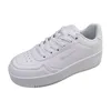 A white Champion RD18 platform low sneaker is shown against a white background. Produktbild-Vorschau