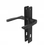 A black door handle set with two handles and two backplates, shown against a white background. Anteprima dell’immagine prodotto