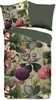 A flat lay of a duvet cover and pillowcase with a floral and leaf pattern, and a plain green pillowcase. Náhled obrázku produktu