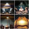 Vierteilige Collage, die ein schwarzes LED-Licht an einem Sonnenschirm befestigt zeigt, über einem Esstisch im Freien hängend und das Innere eines Zeltes beleuchtend Anteprima dell’immagine prodotto