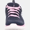 Front view of a navy and pink sneaker. Voir les images du produit