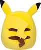 A plush toy of the character Pikachu from Pokemon, shown from the back. Anteprima dell’immagine prodotto