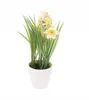 Fleurs artificielles décoratives dans un pot blanc 23 cm Voir les images du produit 2