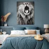 MuchoWow® Poster Tierprofil gähnender Löwe in schwarz und Produktbild-Vorschau 4