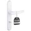 A white door handle set with a tag attached. Produktbild-Vorschau