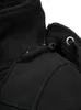 A close-up view of the collar and zipper of a black fleece jacket. Produktbild-Vorschau