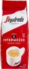 A bag of Segafredo Intermezzo coffee beans with a cup of coffee shown. Náhled obrázku produktu