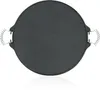 A top-down view of a round cast iron grill plate with spring handles. Podgląd zdjęcia produktu
