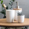 Kela Zeepdispenser Natura, keramiek, wit, bamboe, 17,5 cm Productafbeelding-voorbeeld 4