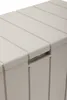 A close-up view of the corner and lid of a light gray storage box. Produktbild-Vorschau