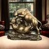 Lutte de marché - Sculpture en bronze Bulle vs Ours 18 × Voir les images du produit 2