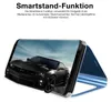 A smartphone case is shown in a folded position, displaying a car on its screen. Produktbild-Vorschau