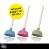 Three colorful plungers with wooden handles are displayed against a white background, with a yellow circle containing text in the upper left corner. Produktbild-Vorschau