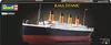 The image shows the packaging of a Revell R.M.S. Titanic model ship kit. Anteprima dell’immagine prodotto