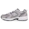 A single New Balance shoe is shown from the side against a white background. Produktbild-Vorschau