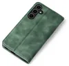 A green flip case for a smartphone is shown from a diagonal top-down view against a white background. Produktbild-Vorschau