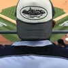Trucker-Caps und lässige Baseballcaps mit Aufdruck sind im Produktbild-Vorschau 5
