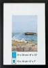 A framed picture of a sailboat on the ocean, with text indicating available sizes. Produktbild-Vorschau