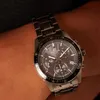 A close-up shot of a man's wrist wearing a Casio Edifice watch. Produktbild-Vorschau