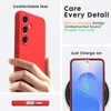 A hand holding a red phone case, with marketing text and graphics about the product's features. Anteprima dell’immagine prodotto