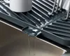 Joseph Joseph Flip-up™ Verstellbare Abtropfablage – Grau Produktbild-Vorschau 3