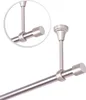 Close-up view of a curtain rod with a ceiling mount and a detail inset. Anteprima dell’immagine prodotto