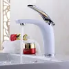 Biała bateria Elegancka bateria łazienkowa z umywalką Podgląd zdjęcia produktu 2