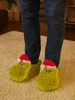 The Grinch 3D Hausschuhe - Plüsch Slipper mit Produktbild-Vorschau 2