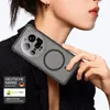 A person is holding a smartphone with a case on it. Produktbild-Vorschau
