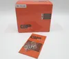 A product box and accompanying manual with accessories, presented on a white background. Anteprima dell’immagine prodotto