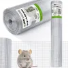 A collage showing a roll of wire mesh and a close-up of a mouse behind the mesh. Podgląd zdjęcia produktu