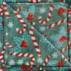 ATMOSPHERA | Wohndecke - Weihnachtsdecke - grün mit bunten Produktbild-Vorschau 3