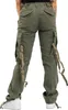 Rear view of a person wearing olive green cargo pants. Produktbild-Vorschau