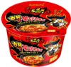 Two stacked cups of Samyang 2x Spicy Buldak Ramyun. Produktbild-Vorschau