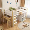 A child's bedroom with a loft bed. Voir les images du produit