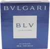 Blaue BVLGARI BLV Pour Homme Verpackung mit silberner Schrift, quadratischem Design und weißem Label, Eau de Toilette 100 ml vor weißem Hintergrund. Voir les images du produit