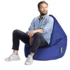 A man is sitting on a blue beanbag chair. Produktbild-Vorschau