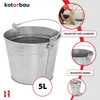 A galvanized bucket is shown with inset images highlighting its use and features. Náhled obrázku produktu