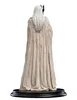 A statue of Saruman the White Wizard from Lord of the Rings, shown from the back. Produktbild-Vorschau
