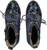 A top-down view of a pair of women's ankle boots. Produktbild-Vorschau